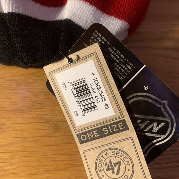 Redwings Beanie/Hat NWT - Picture 5 of 5